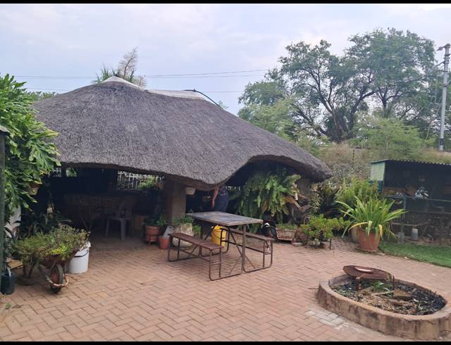 4 BEDROOM HOUSE FOR SALE IN BRITS CENTRAL